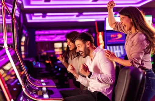 KDG678 Live Casino blackjack meja langsung dealer membagikan kartu dengan antarmuka taruhan interaktif